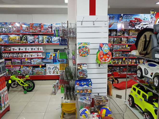 Новый магазин игрушек