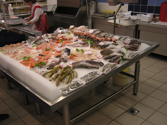Фотосессия: оформление отделов свежей рыбы, рыбные столы